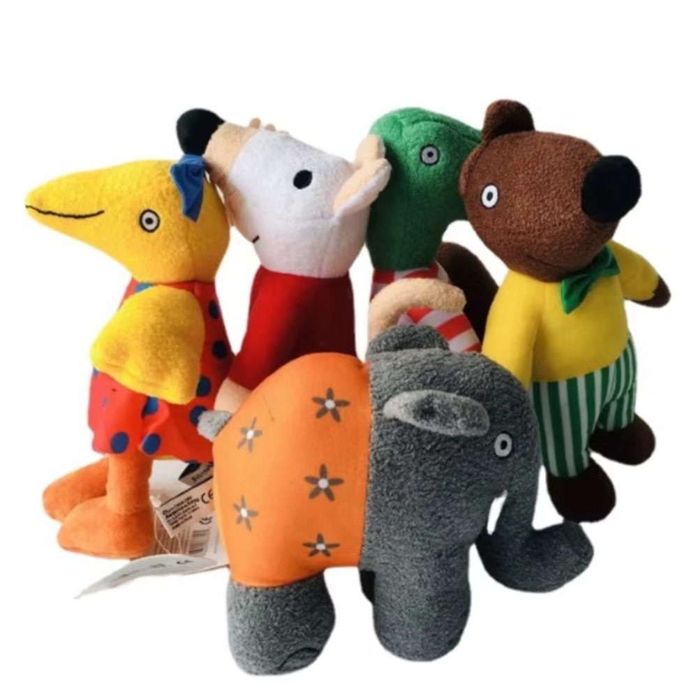 Maisy Mouse stuffie set. Maisy, Charlie, Talulah, Cyril, Eddie. Great condition